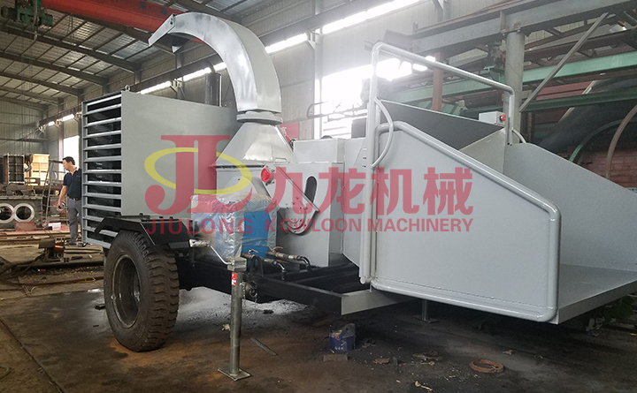 移動(dòng)式樹枝粉碎機(jī)